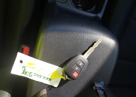 2018 Toyota Rav4 Le z USA, uszkodzony, nr VIN JTMBFREV4JJ212783